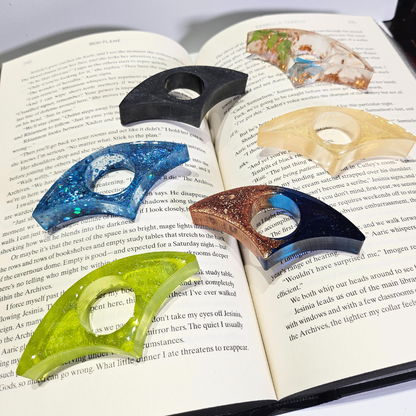 "The Blade" Book Thumb Page Holder